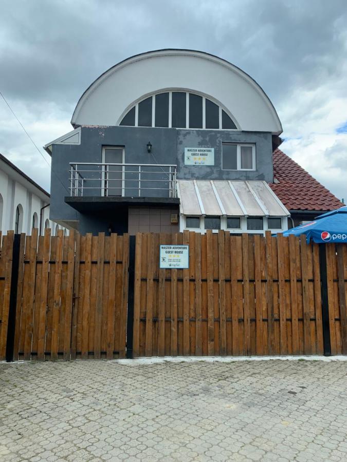 Master Adventure Guest House バドゥ・クリシュルイ エクステリア 写真